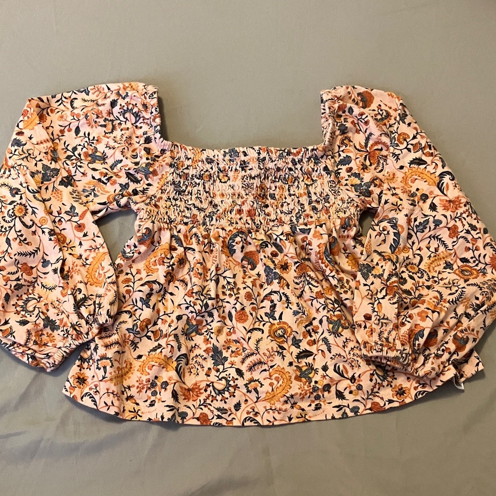 🌸  3/$15 Girls floral top